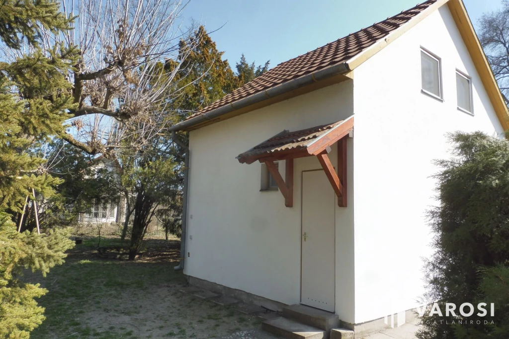 Jó minőségű "Őszibarack" jó áron eladó!