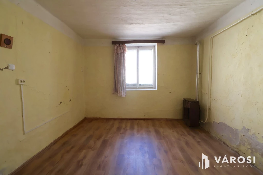 Felújítandó parasztház