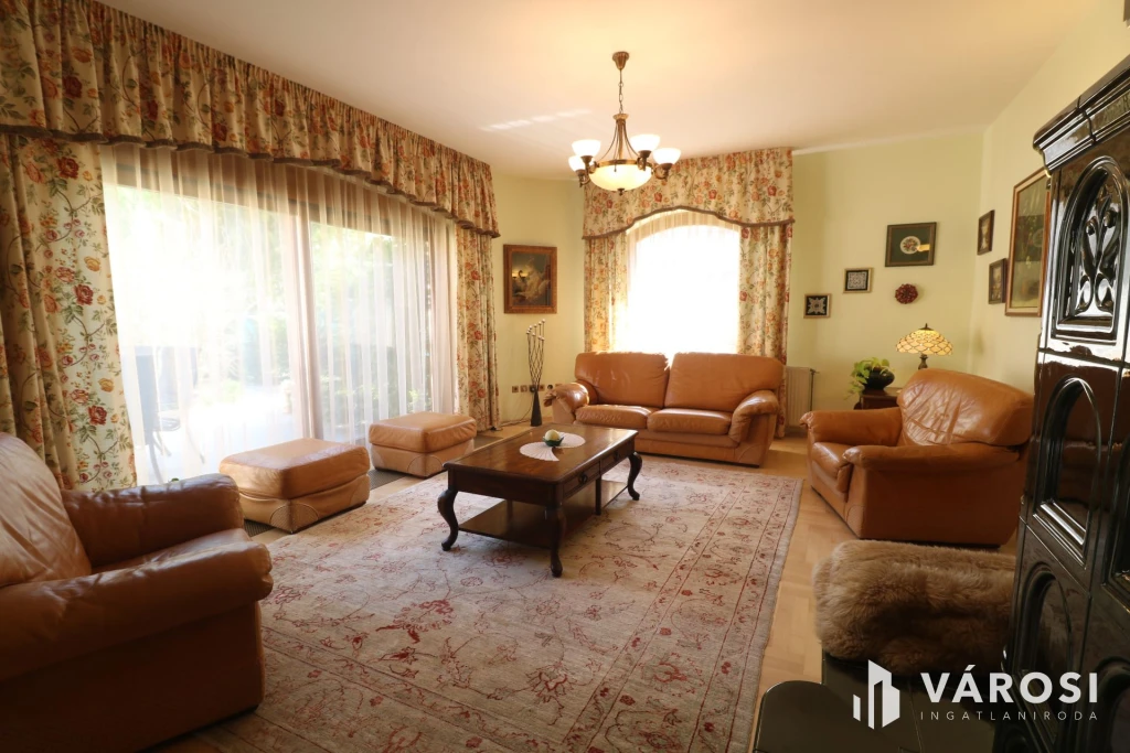 c3-1-name c2-1-name, Szeged, Újszeged