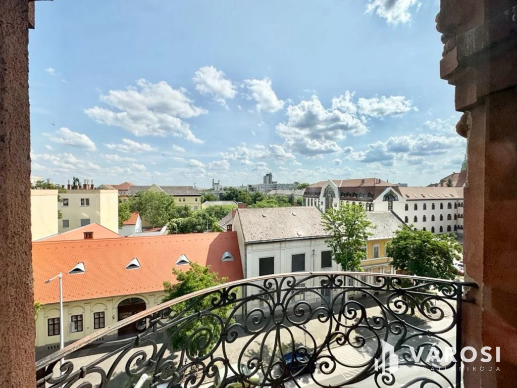 c3-2-name c2-19-name, Debrecen, Belváros