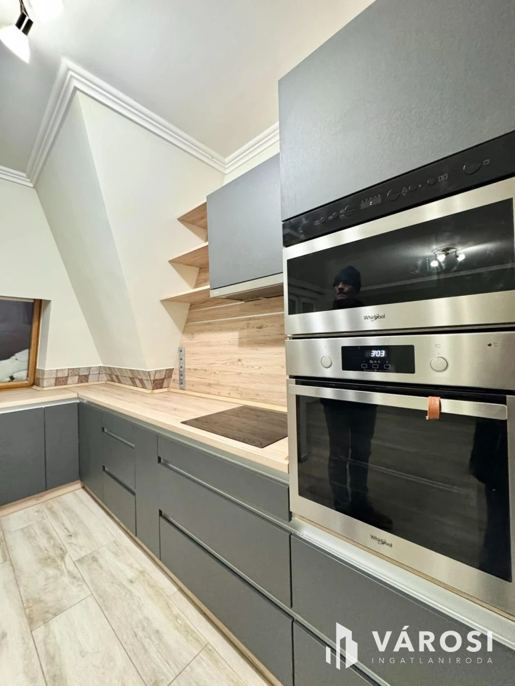 Belvárosi fiatalos szép lakás ELADÓ!