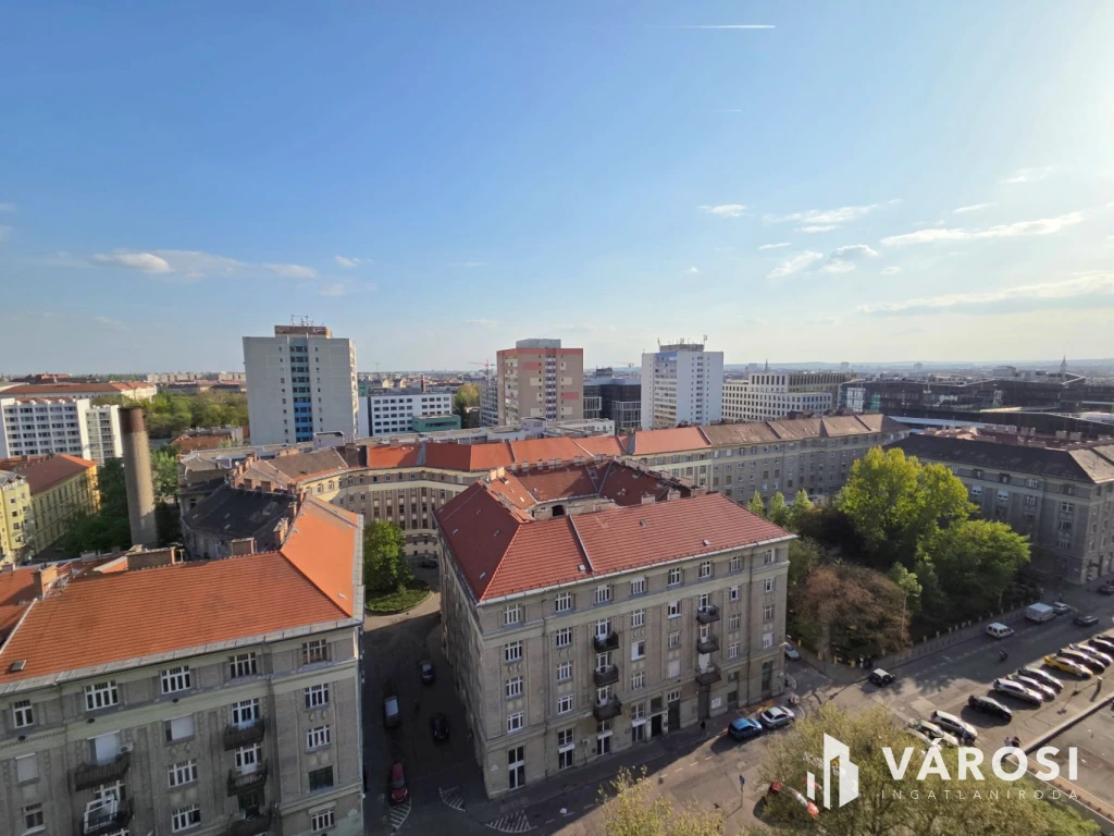 Panorámás butik lakás Bomba helyen