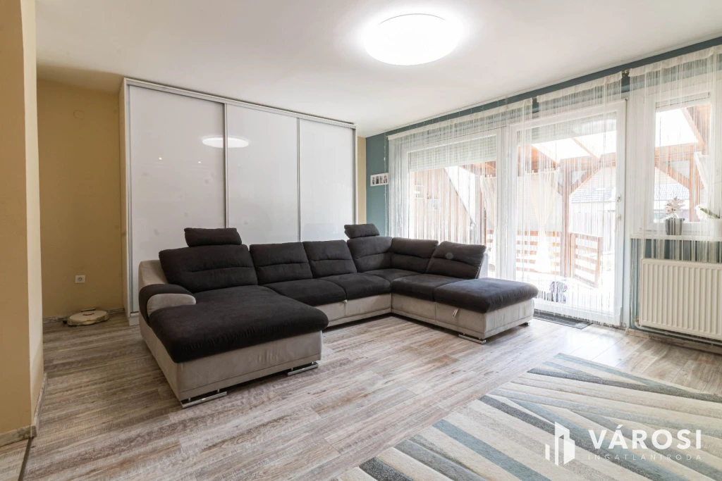 c3-1-name c2-82-name, Gyula, Paradicsom