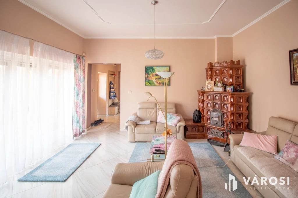 c3-1-name c2-1-name, Békéscsaba, Belváros