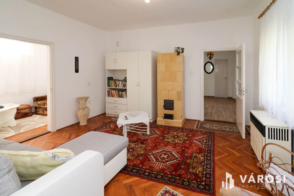 Felújított házrész eladó Nagyszénáson