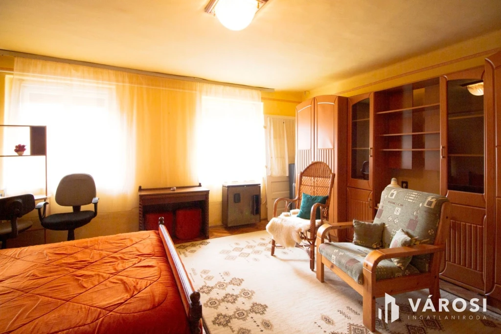 c3-1-name c2-1-name, Békéscsaba, Belváros