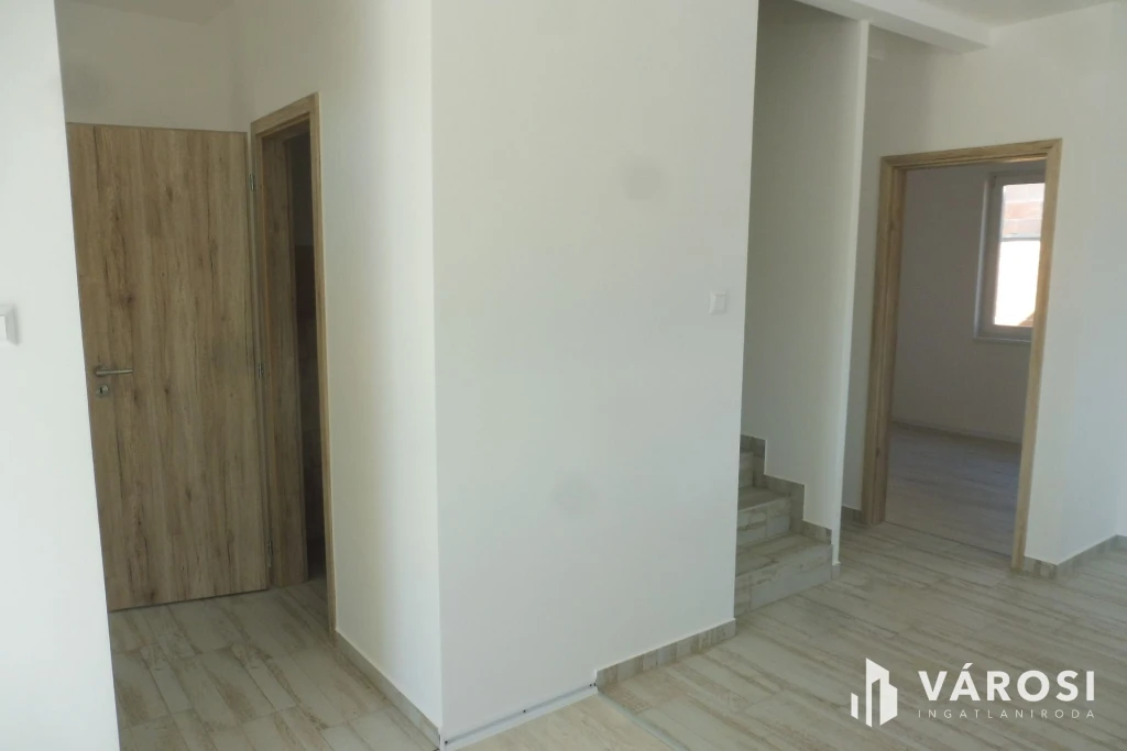 c3-1-name c2-2-name, Szeged, Újszeged