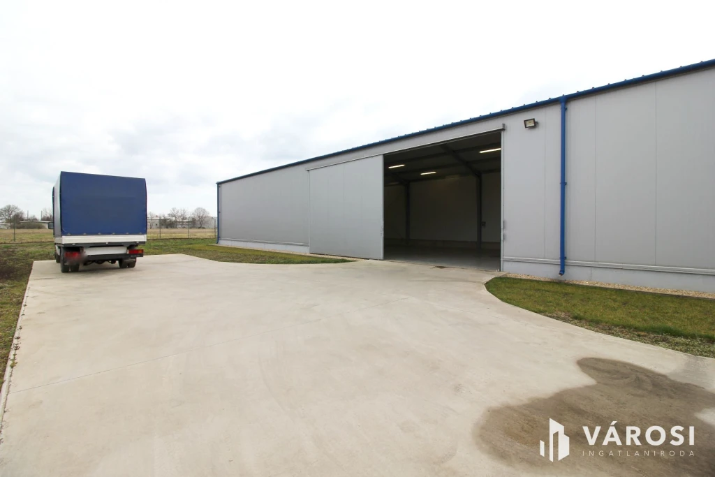 Kiadó raktár csarnok Hódmezővásárhelyen