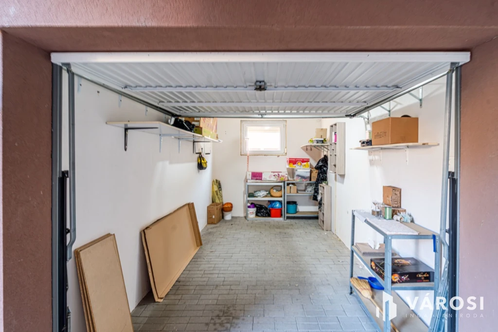 Eladó Garázs a Debreceni utcában
