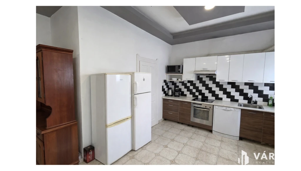 Tágas családi ház, dolgozói szállásnak-Debrecen Nagyerdőalja