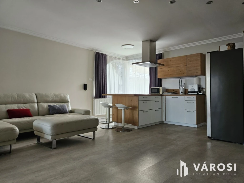 c3-1-name c2-1-name, Győr, Győrszentiván