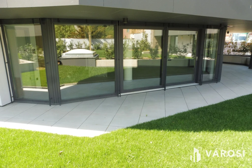 c3-2-name c2-19-name, Szeged, Újszeged