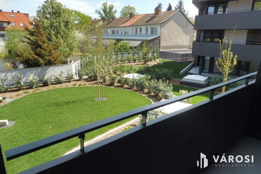 c3-2-name c2-19-name, Szeged, Újszeged