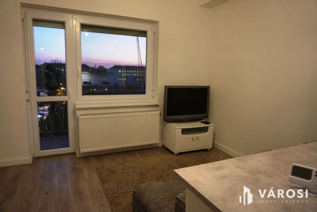 c3-1-name c2-19-name, Szeged, Rókus