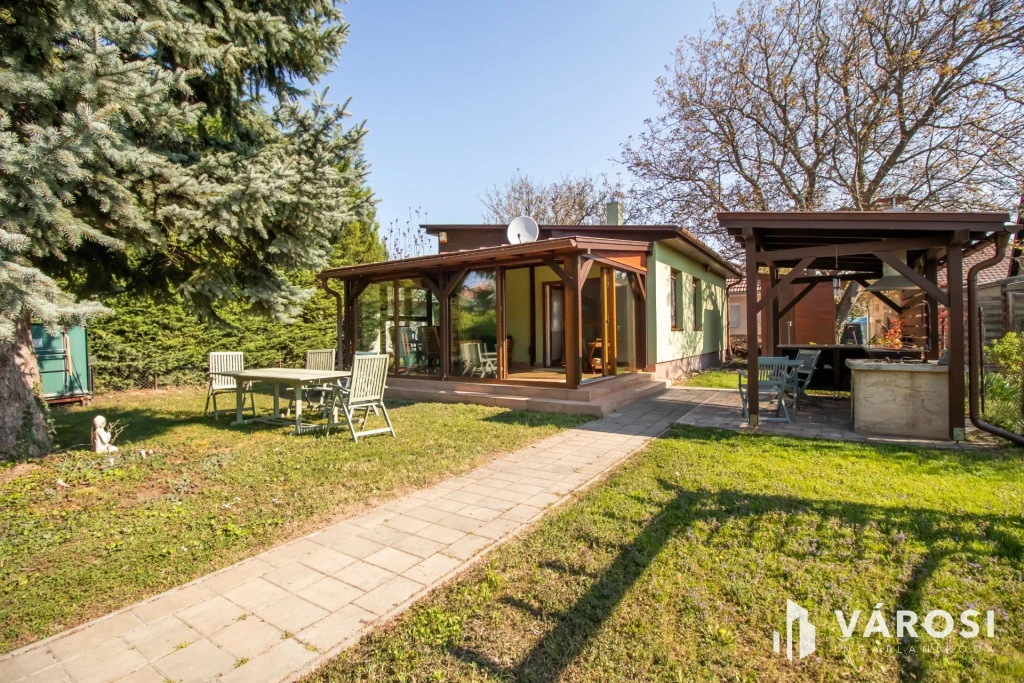 Csodás kis ékszerdoboz Szabadifürdőn