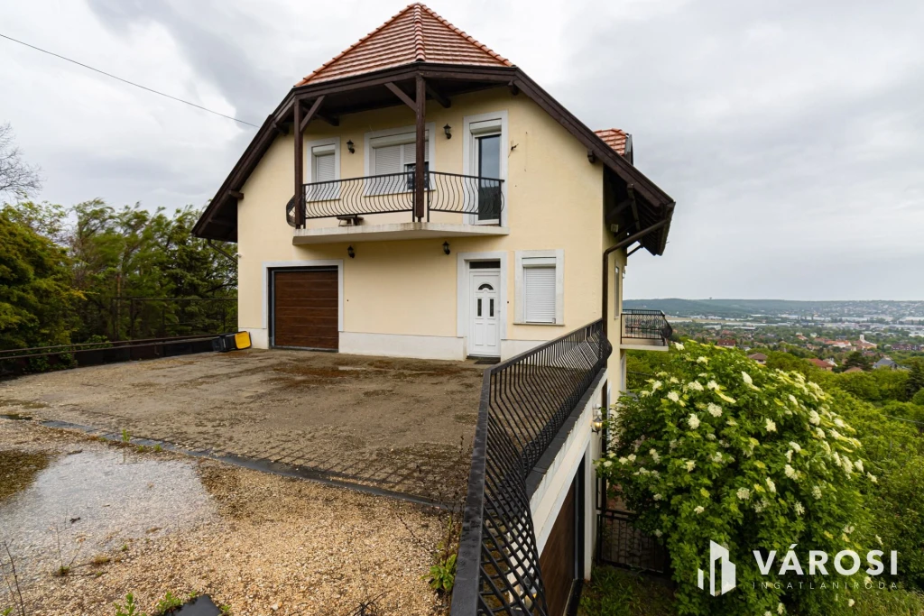 Parádés panoráma Budaörsön