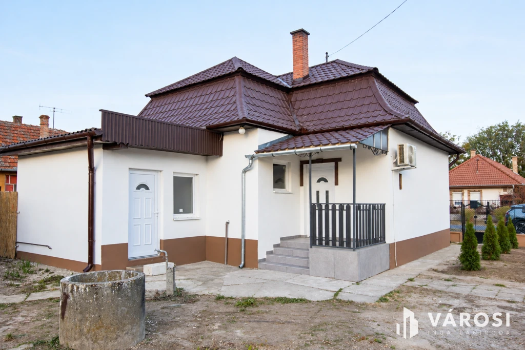 Felújított családi ház, saroktelken, Zsámbokon