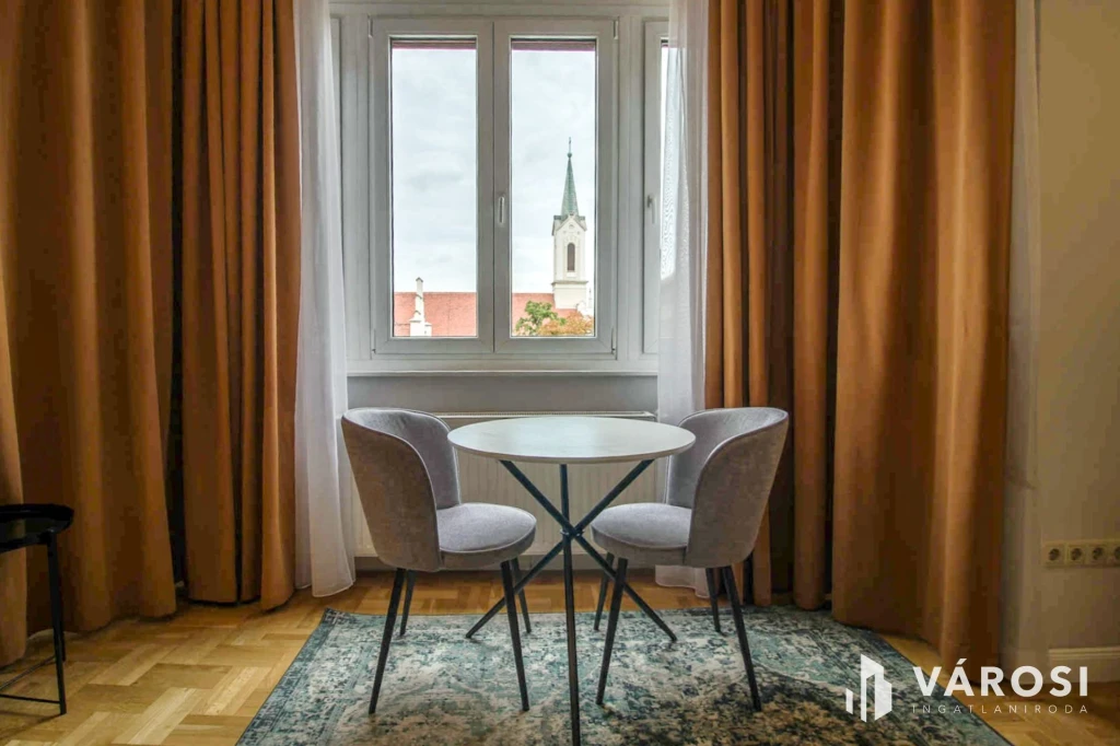 Luxus lakás kiadó a Vár alatt