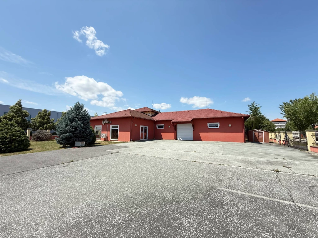 c3-1-name c2-6-name, Szombathely