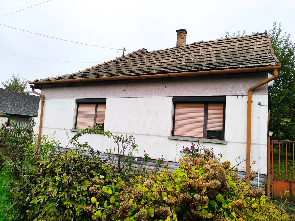 For sale house, Mezőkomárom