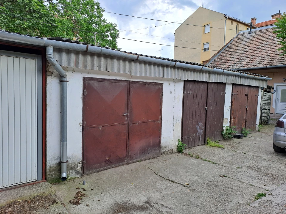 For sale detached garage, Kecskemét, Jókai  32