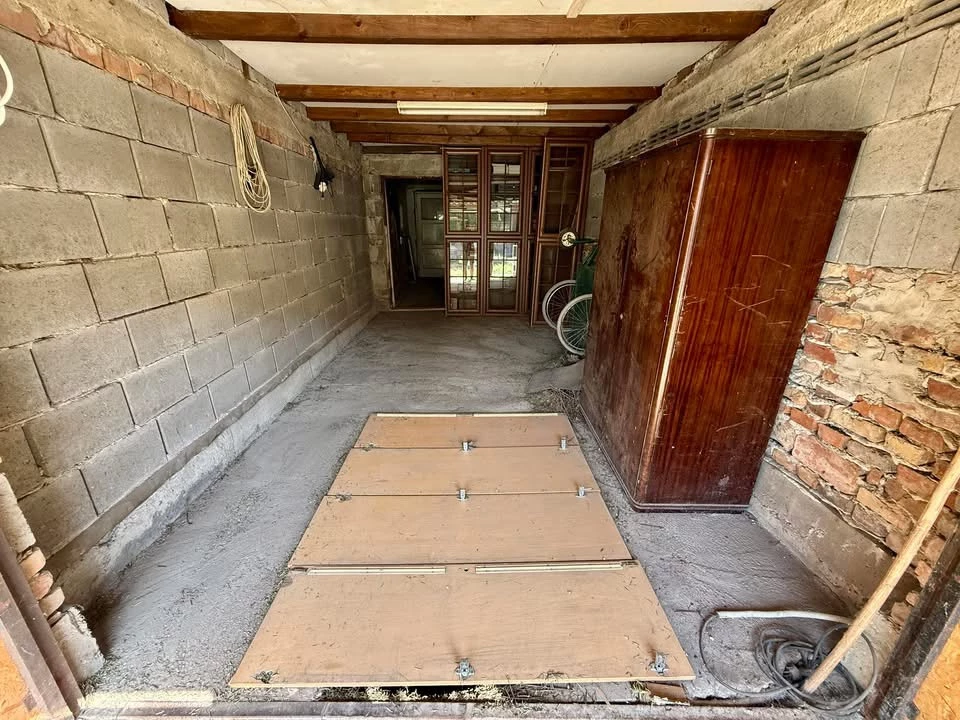 For rent detached garage, Mór