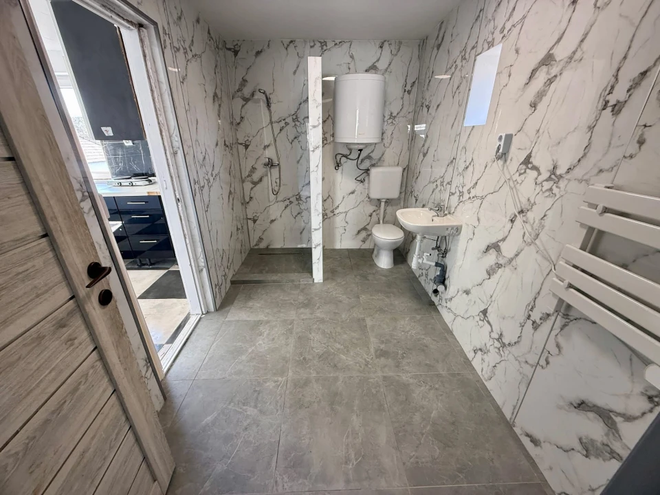 c3-1-name c2-1-name, Súr