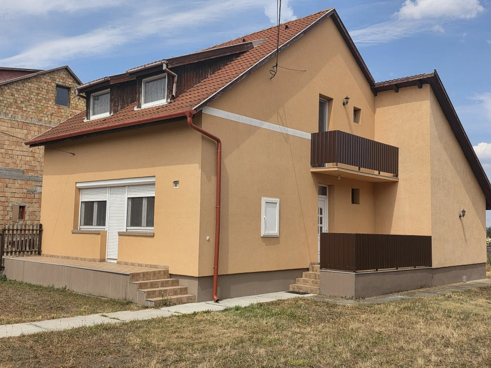 Eladó családi ház, Székesfehérvár