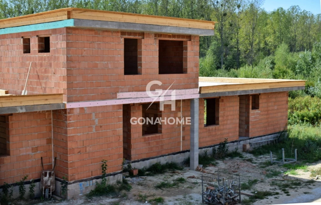 For sale brick flat, Ajka