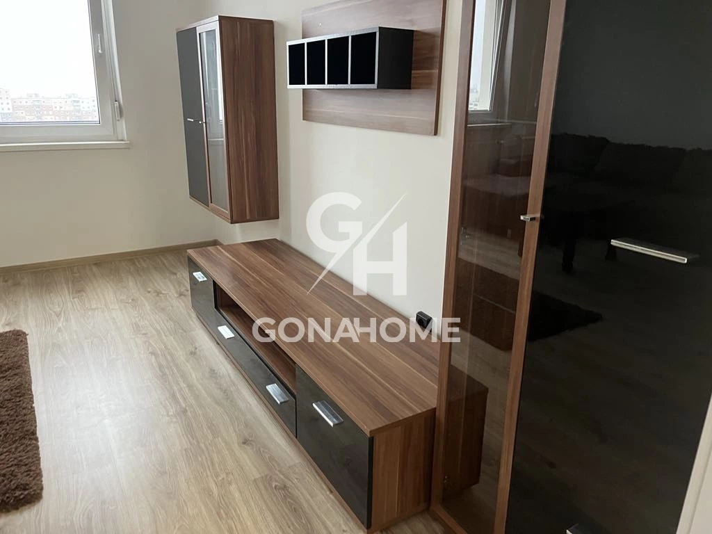 For rent panel flat, Veszprém