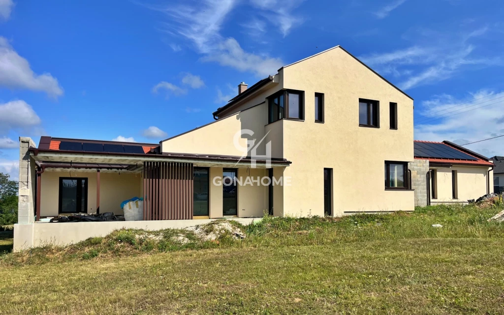 Eladó Ház, Nemesvámos 199.000.000 Ft