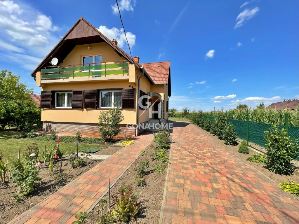 Eladó Ház, Enying 73.200.000 Ft