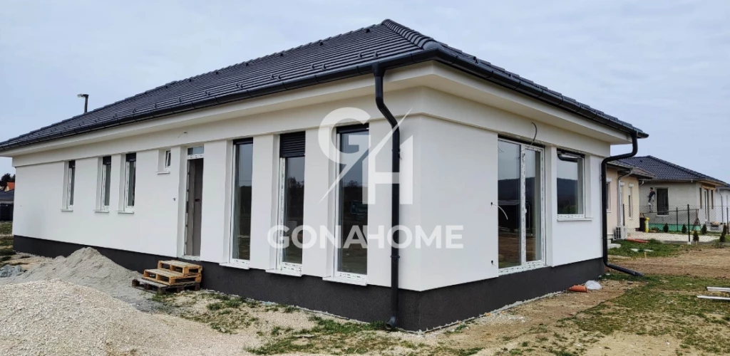 Eladó Ház, Veszprém 57.855.000 Ft