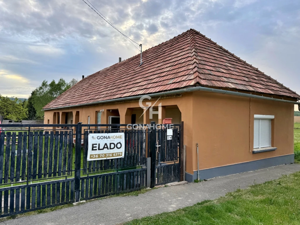Eladó Ház, Porva 37.500.000 Ft