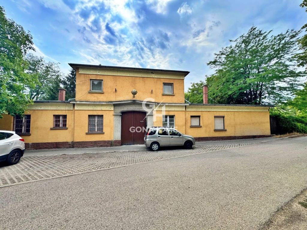 c3-1-name c2-80-name, Pétfürdő