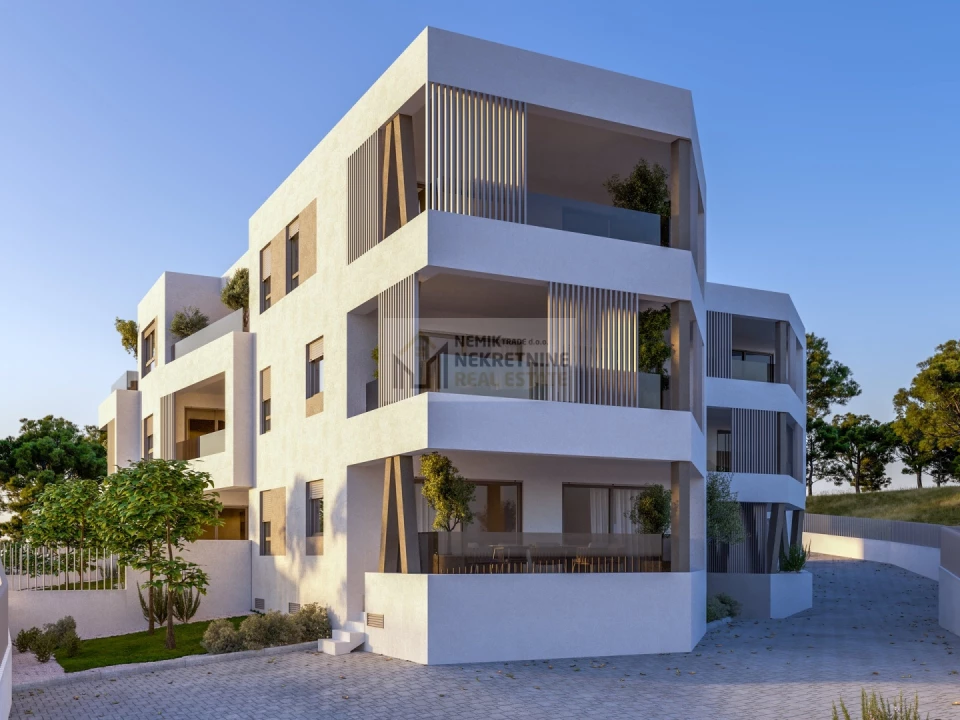 Eladó társasházi lakás, Vodice, új három szobás apartman nagy terasszal tengerre nyíló kilátással