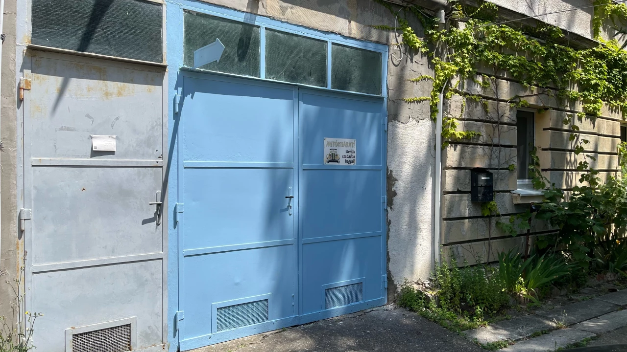 Kiadó egyedi garázs, Budapest XI. kerület, Ménesi út