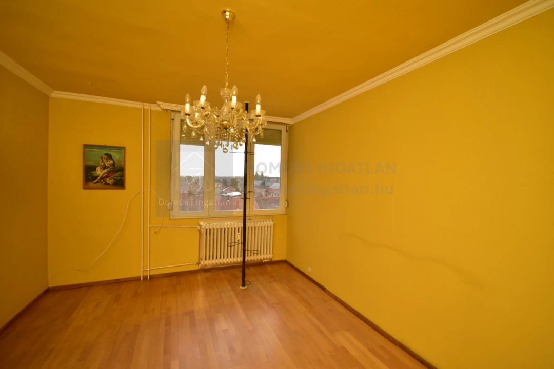 Eladó téglalakás, Szombathely