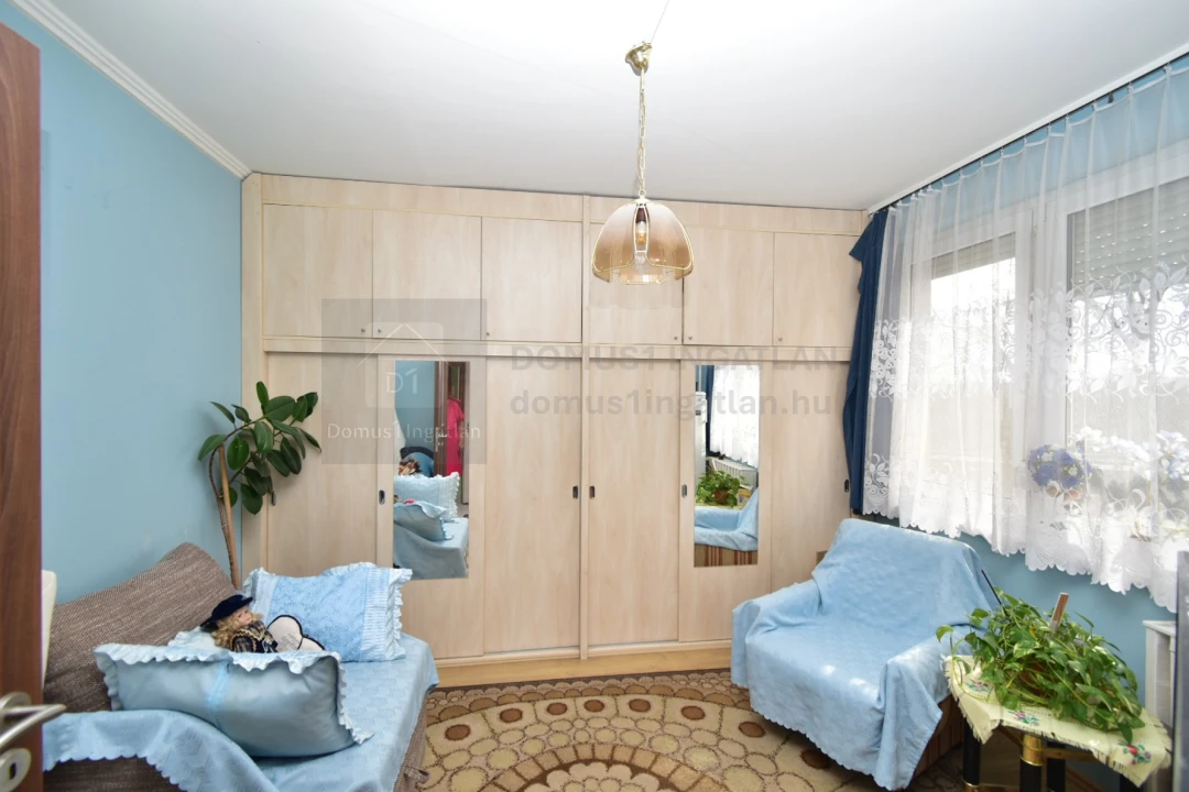 c3-1-name c2-20-name, Szombathely