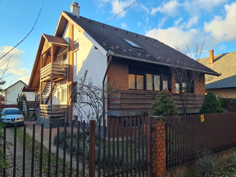 Eladó családi ház, Debrecen