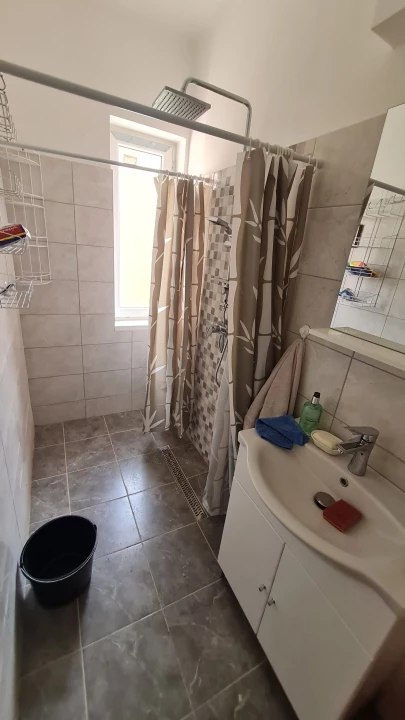 Kiadó lakásiroda, Debrecen, Újházi Ede utca 11