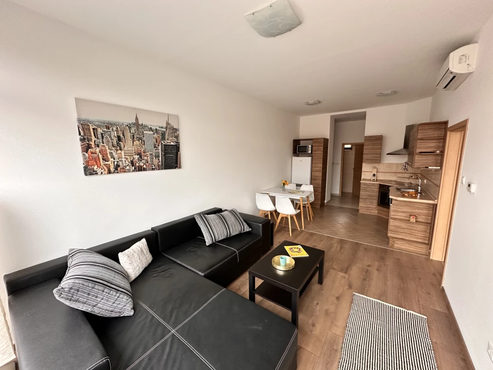 c3-2-name c2-19-name, Pécs