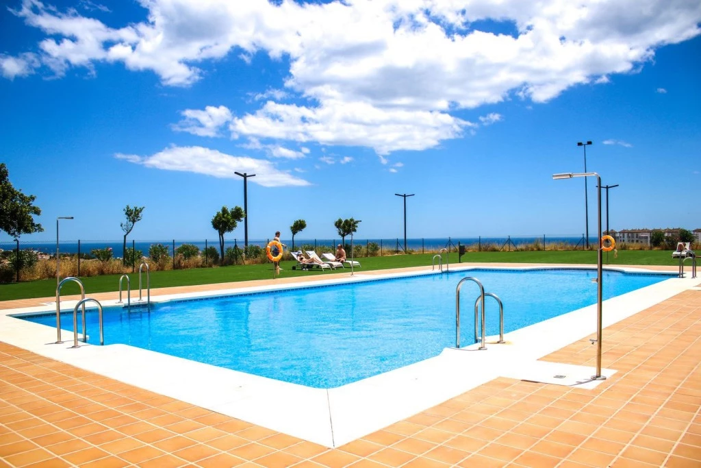 For sale brick flat, Estepona