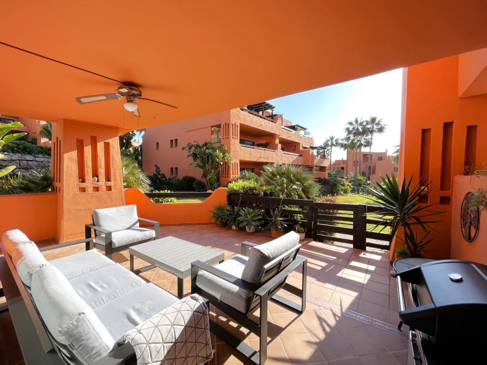 For sale brick flat, Estepona