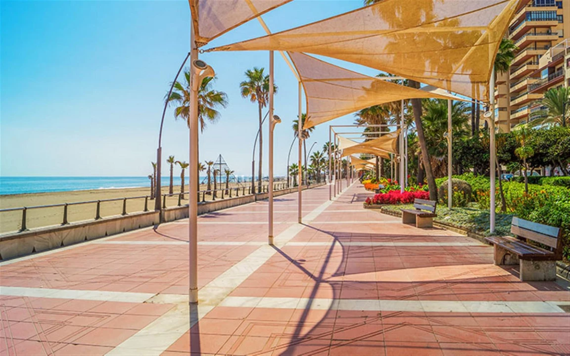 For sale brick flat, Estepona