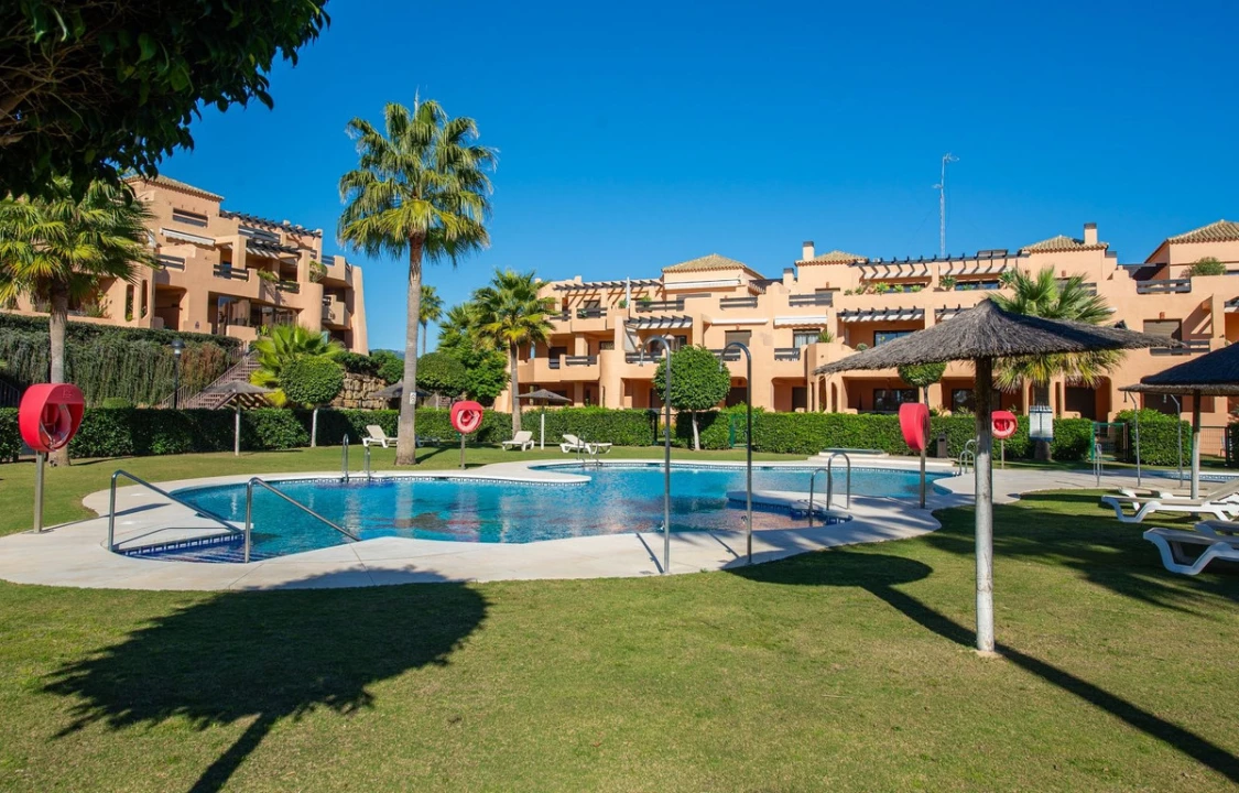 For sale brick flat, Estepona