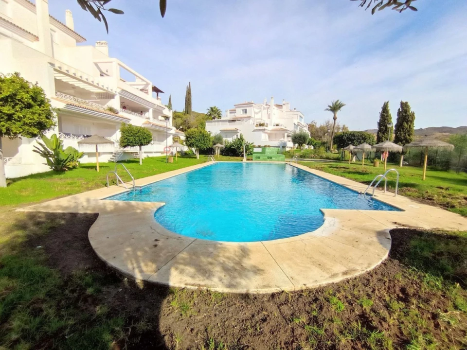 For sale brick flat, Marbella