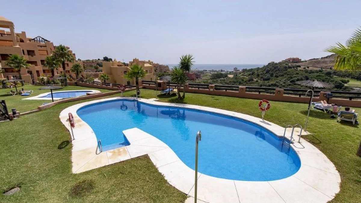 For sale brick flat, Estepona