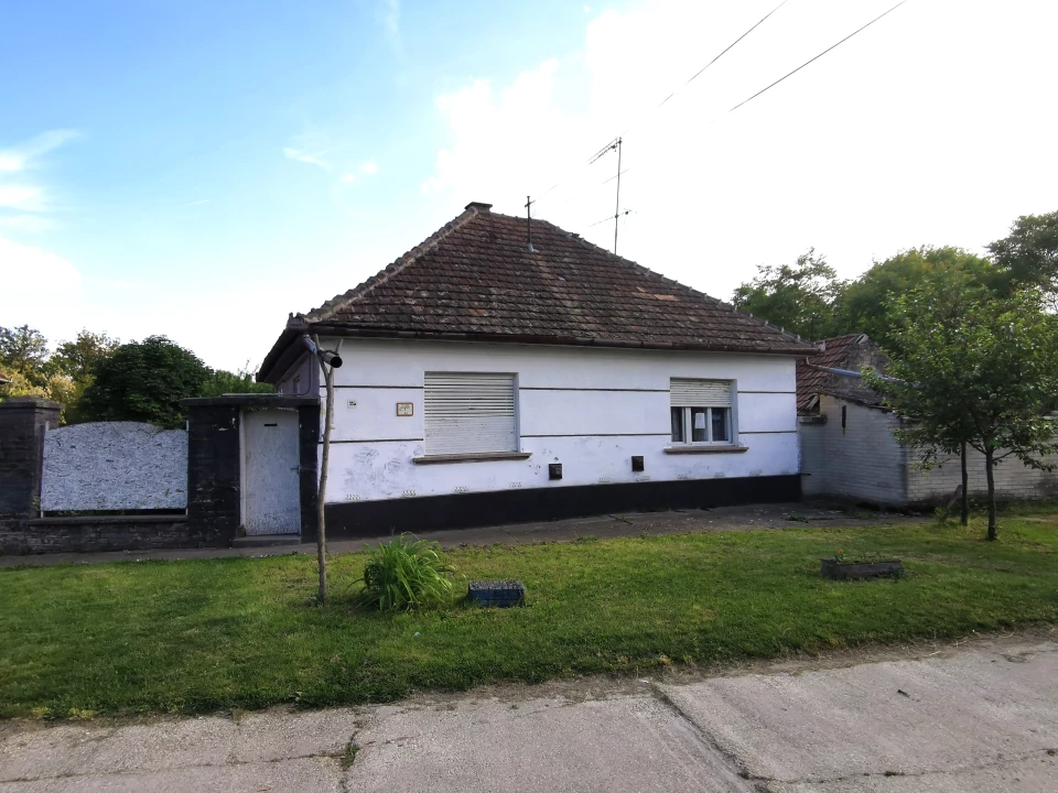 For sale house, Uszód