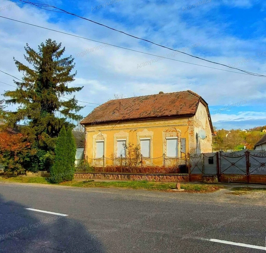 For sale house, Kőröshegy